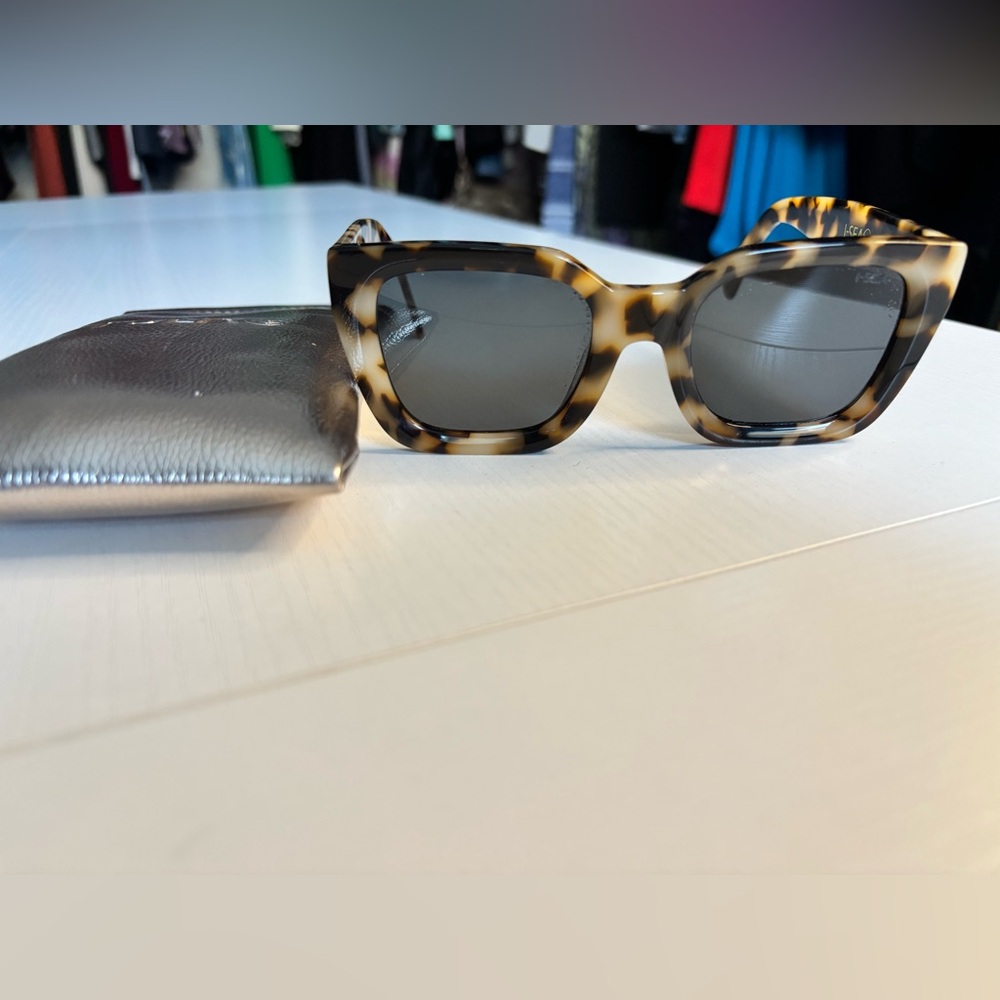 I-Sea Alden Sunglasses In Tortoise.